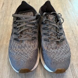 Nike Zoom Pegasus 38 women’s sz 7.5